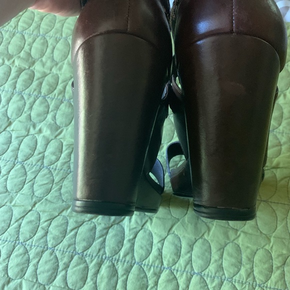 Elites by Walking Cradles wedge sandals, size 10 - Picture 4 of 6